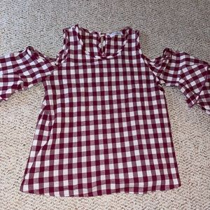 Gingham cold shoulder top!